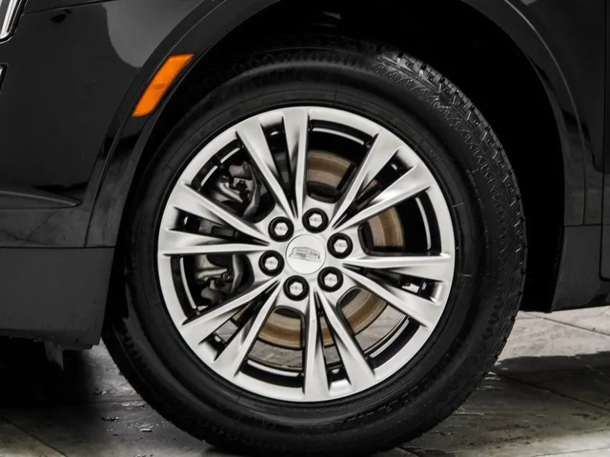 2023 Cadillac XT5 Premium Luxury photo 1