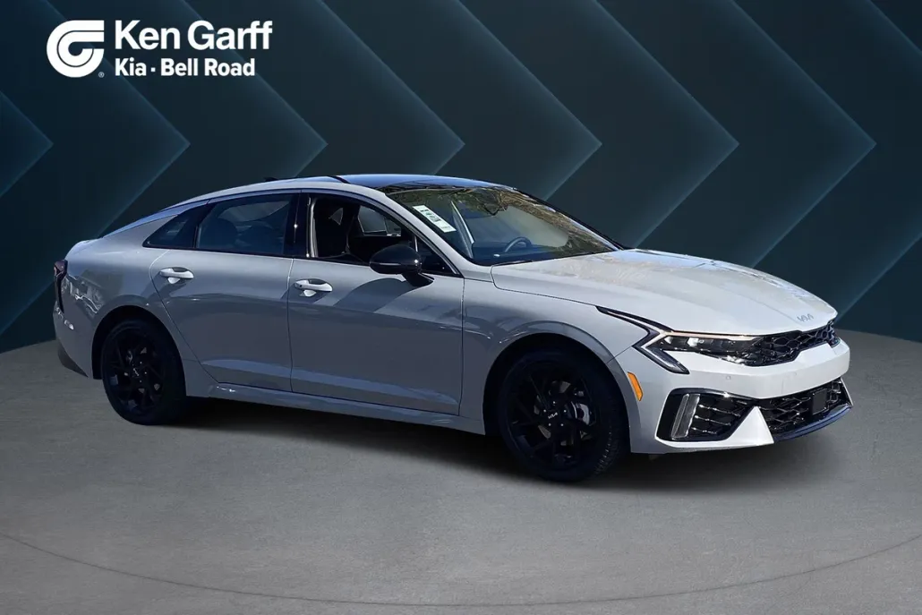 2026 Kia K5 GT-Line photo 1