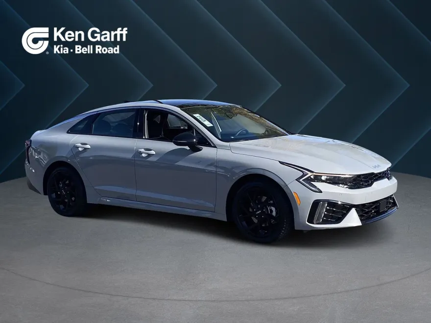 2026 Kia K5 GT-Line photo 1