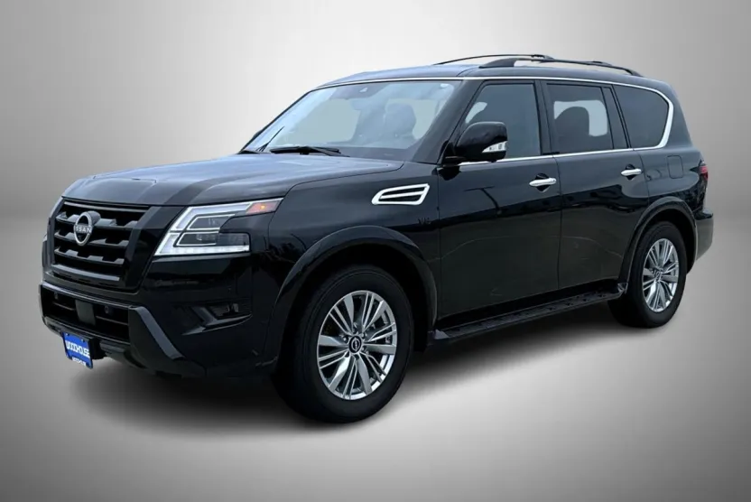 2022 Nissan Armada SL photo 1