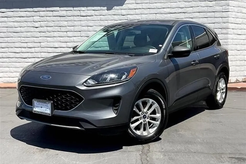 2022 Ford Escape SE photo 1