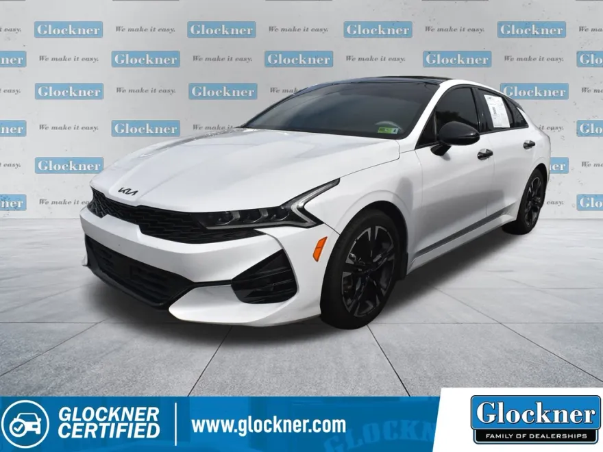 2022 Kia K5 GT-Line photo 1