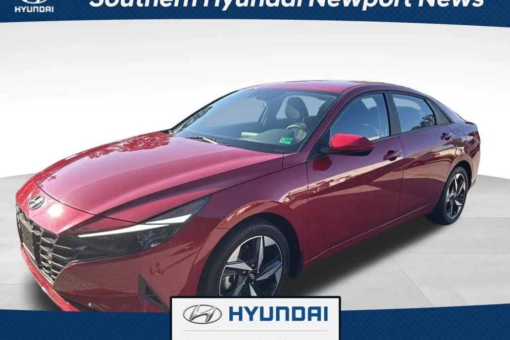 2023 Hyundai Elantra SEL photo 1
