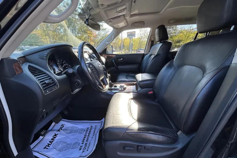 2018 Nissan Armada SL photo 1