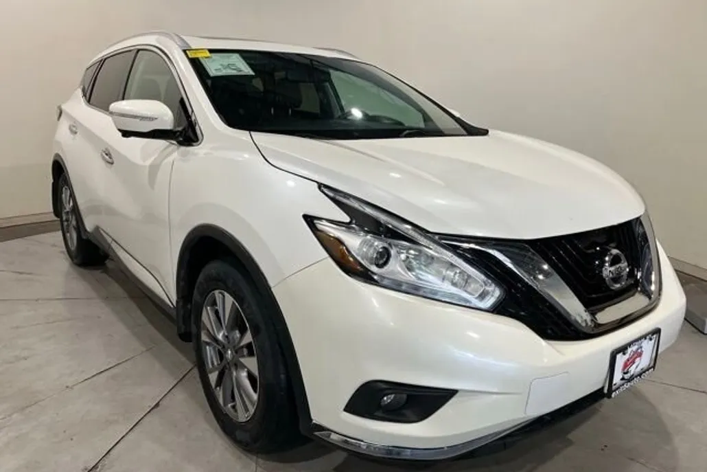 2015 Nissan Murano SL photo 1