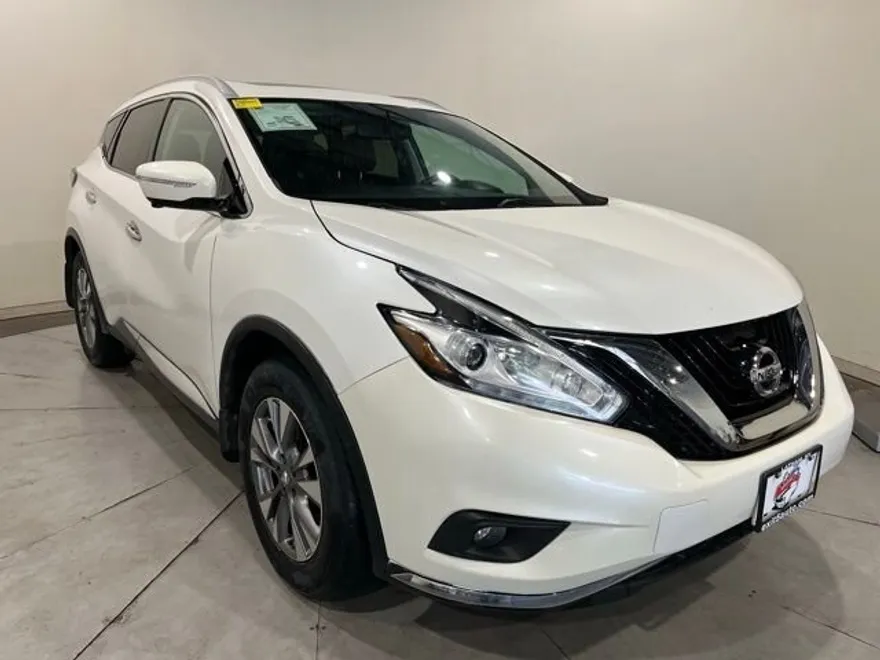 2015 Nissan Murano SL photo 1