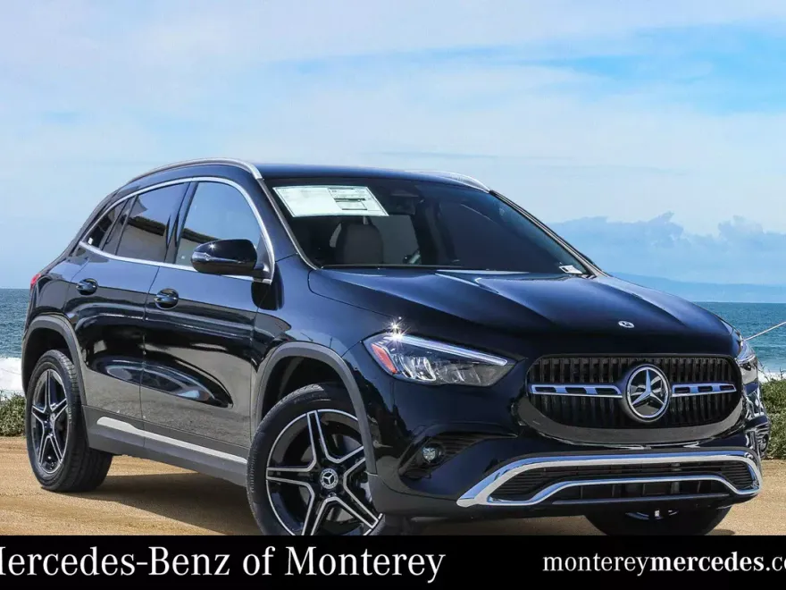 2026 Mercedes Benz GLA 250 4MATIC photo 1