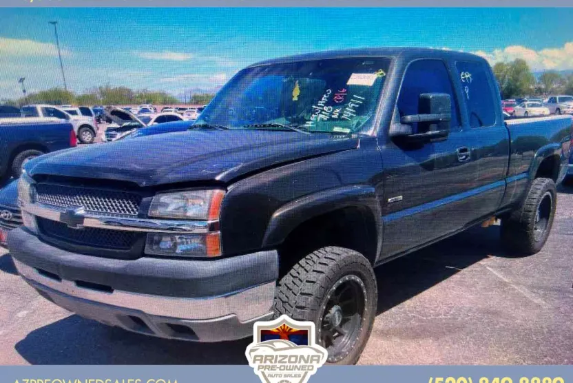 2003 Chevrolet Silverado 2500HD LS photo 1