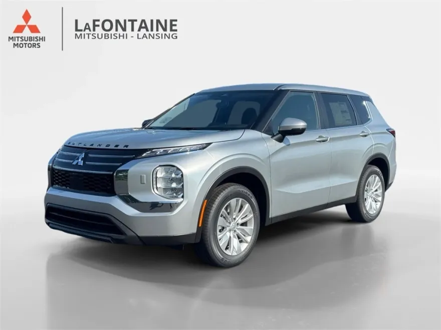 2025 Mitsubishi Outlander ES photo 1