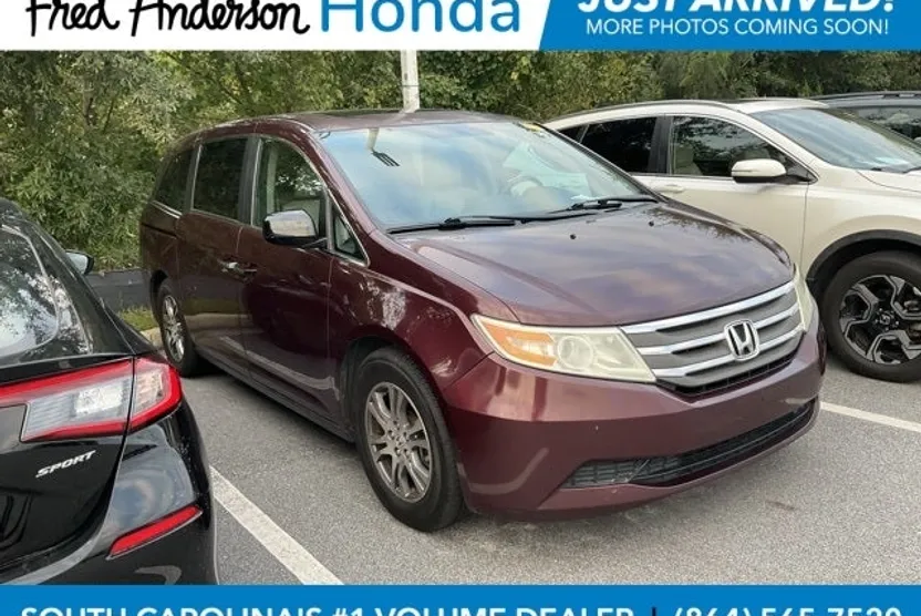 2013 Honda Odyssey EX-L photo 1