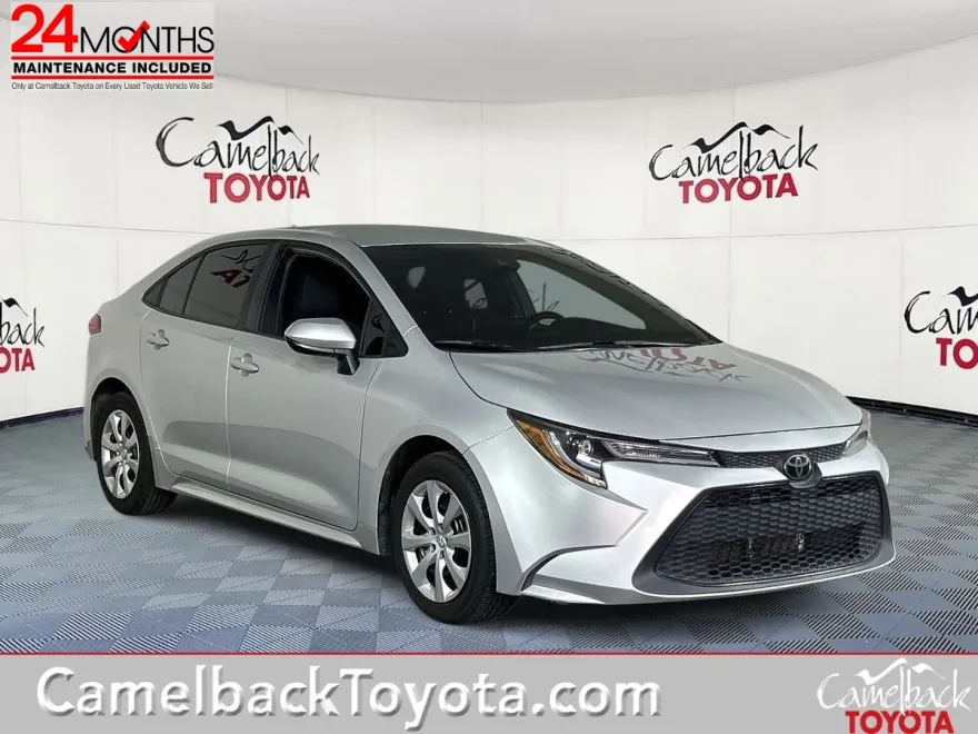 2021 Toyota Corolla LE photo 1