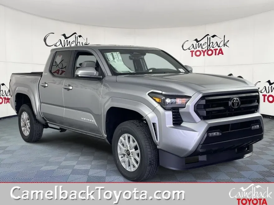 2025 Toyota Tacoma SR5 photo 1