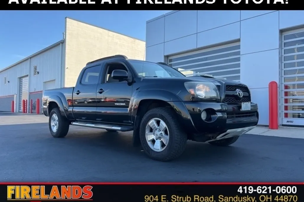 2011 Toyota Tacoma Base Double Cab photo 1