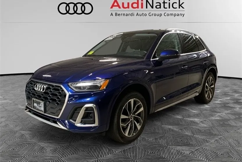 2022 Audi Q5 45 S line Premium Plus photo 1