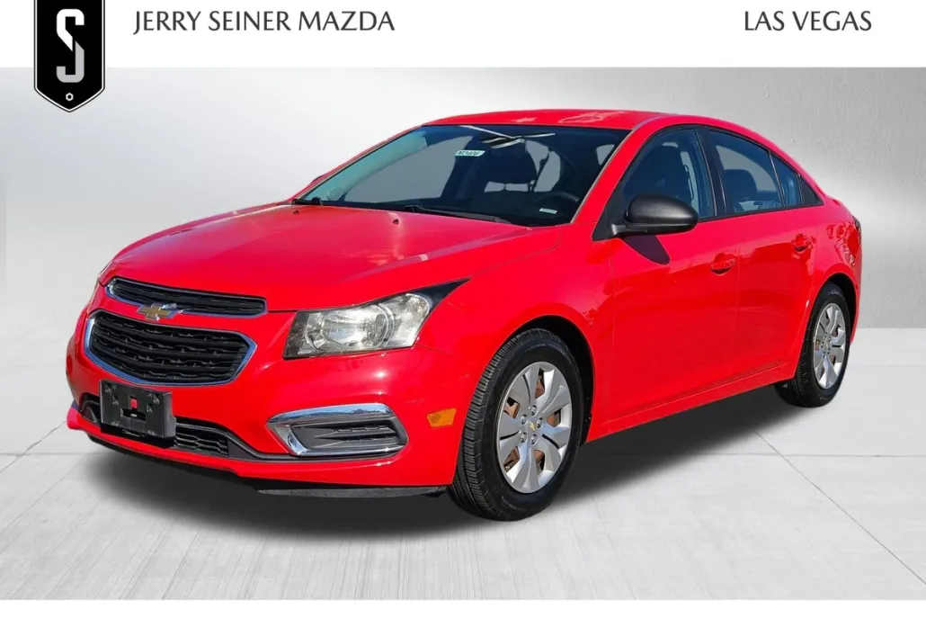 2016 Chevrolet Cruze LS photo 1