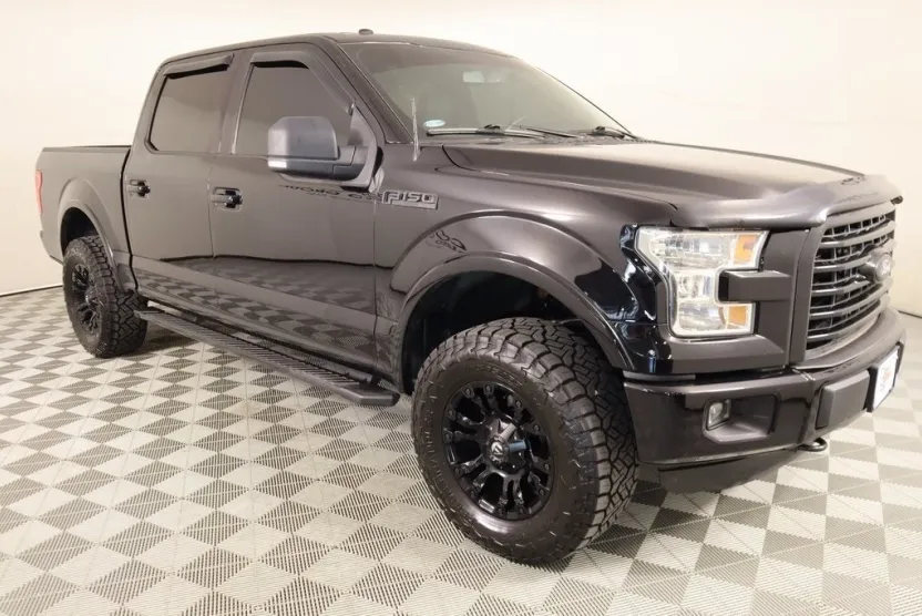 2016 Ford F-150 XLT photo 1