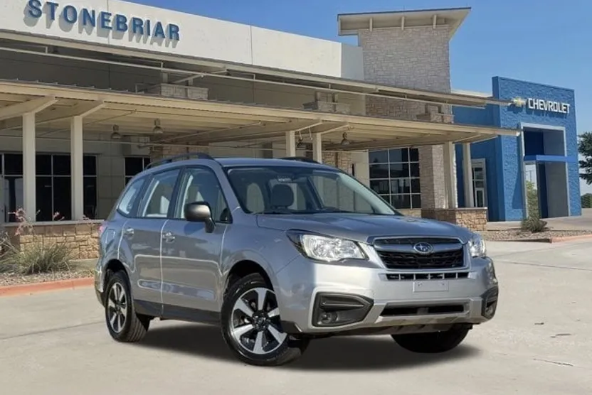 2017 Subaru Forester 2.5i photo 1