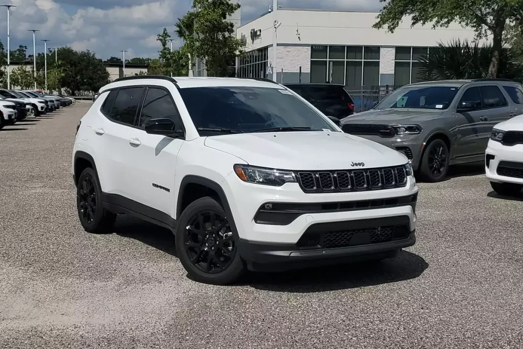 2026 Jeep Compass Latitude photo 1