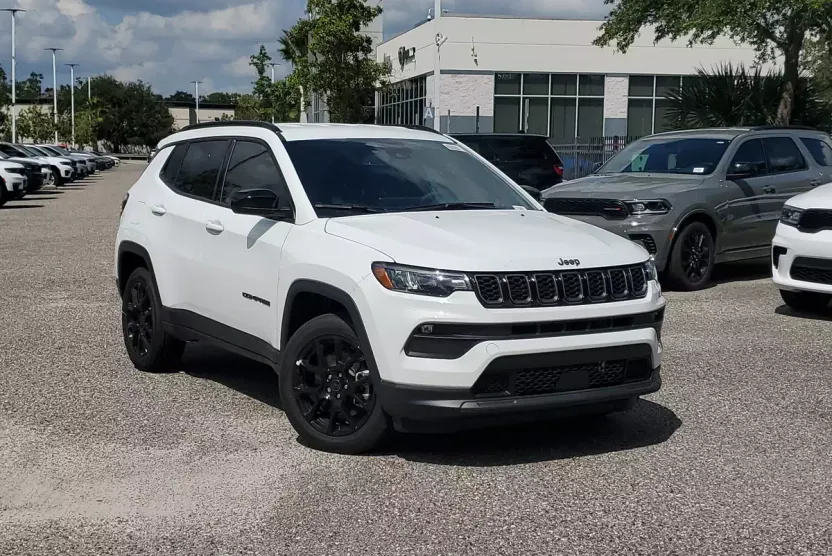 2026 Jeep Compass Latitude photo 1