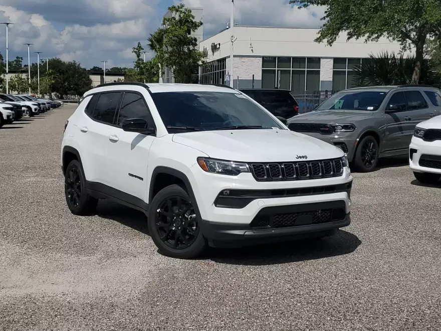 2026 Jeep Compass Latitude photo 1