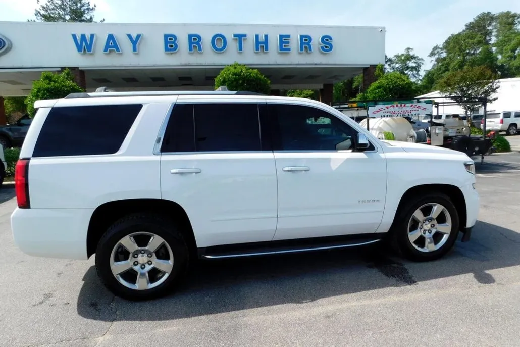 2018 Chevrolet Tahoe Premier photo 1