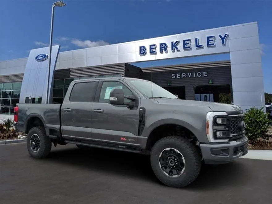 2025 Ford F-350 XLT photo 1