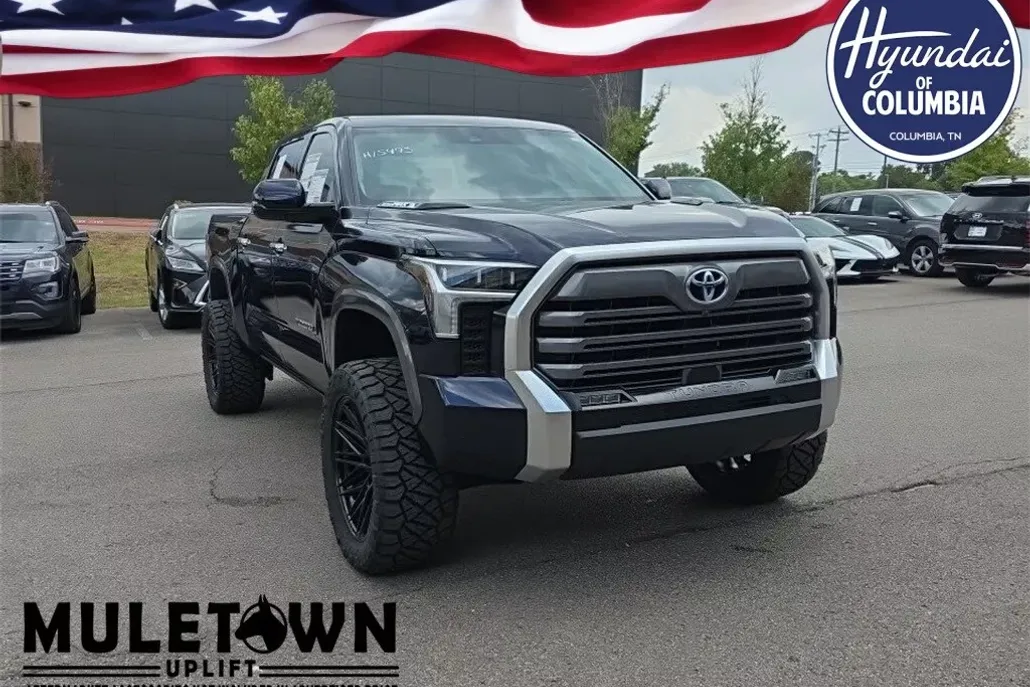2024 Toyota Tundra Limited CrewMax photo 1