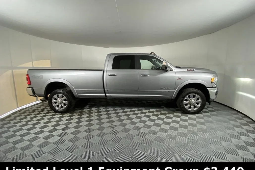 2020 Ram 2500 Limited photo 1