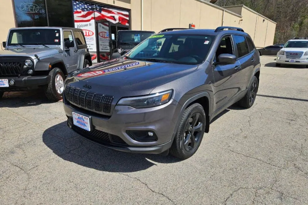 2019 Jeep Cherokee Altitude photo 1