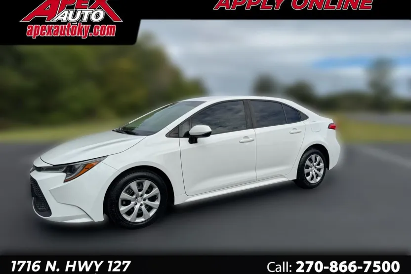 2020 Toyota Corolla LE photo 1