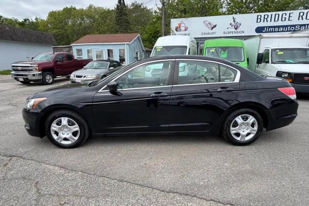2012 Honda Accord LX photo 1