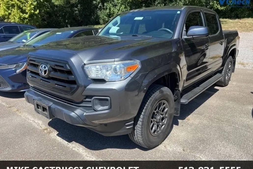 2016 Toyota Tacoma SR photo 1