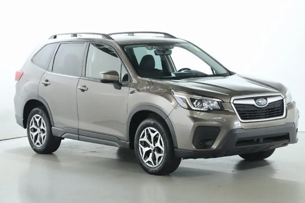 2020 Subaru Forester Premium photo 1