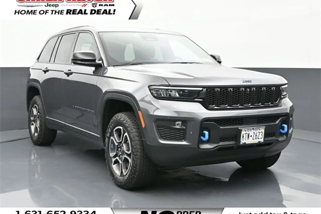 2023 Jeep Grand Cherokee Trailhawk 4xe photo 1