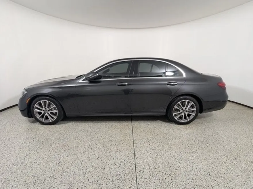 2021 Mercedes Benz E 450 4MATIC Sedan photo 1