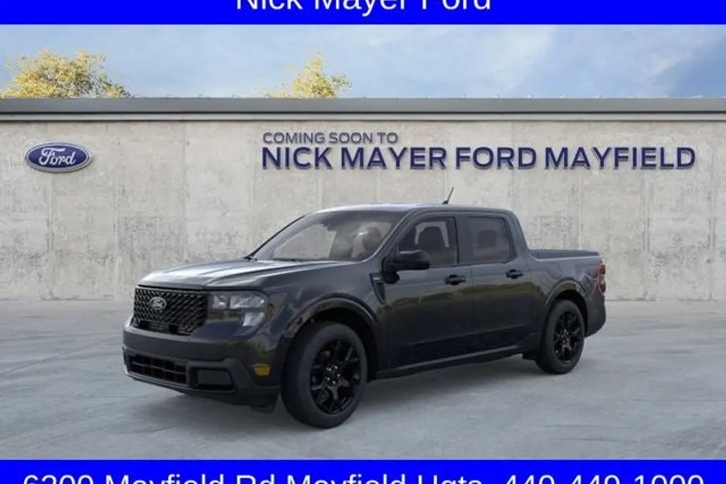 2025 Ford Maverick XLT photo 1