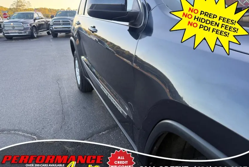 2012 Jeep Grand Cherokee Laredo photo 1
