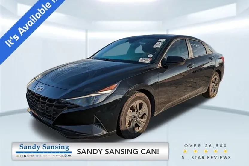 2022 Hyundai Elantra SEL Convenience photo 1