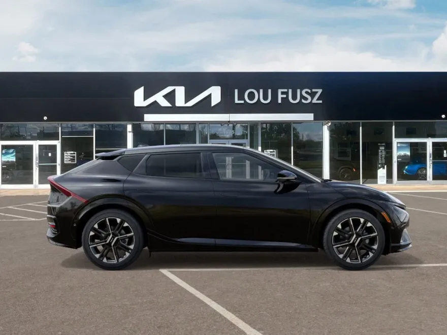 2025 Kia EV6 GT-Line photo 1