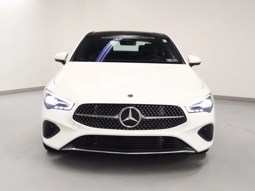 2025 Mercedes Benz CLA 250 4MATIC photo 1