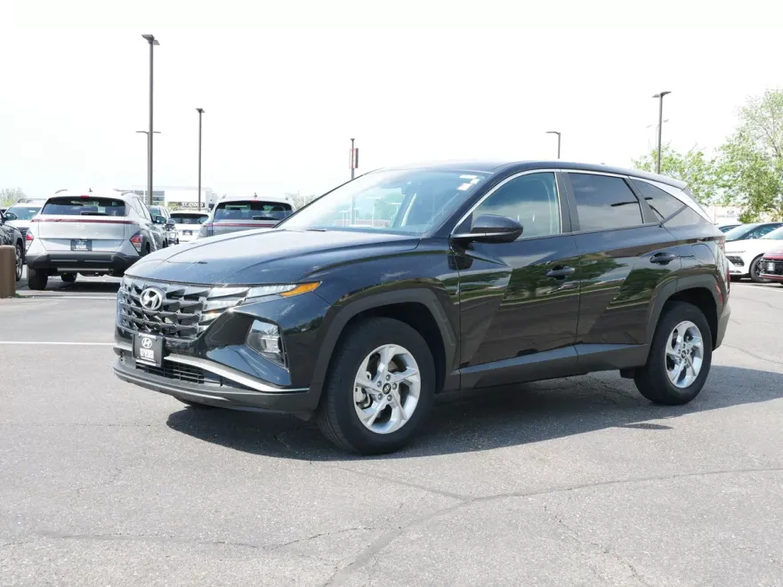 2024 Hyundai Tucson SE photo 1