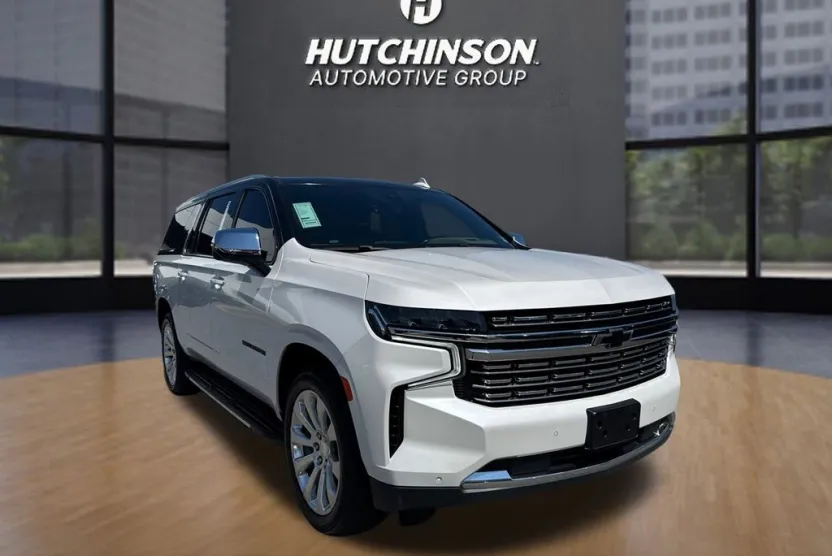 2021 Chevrolet Suburban Premier photo 1