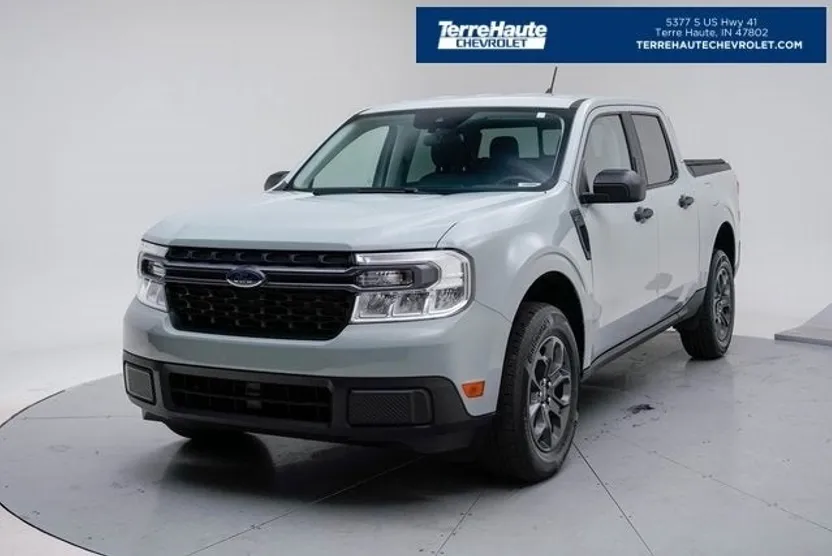 2023 Ford Maverick XLT photo 1