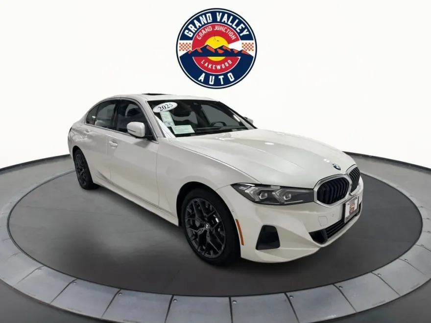 2025 Bmw 330i xDrive photo 1