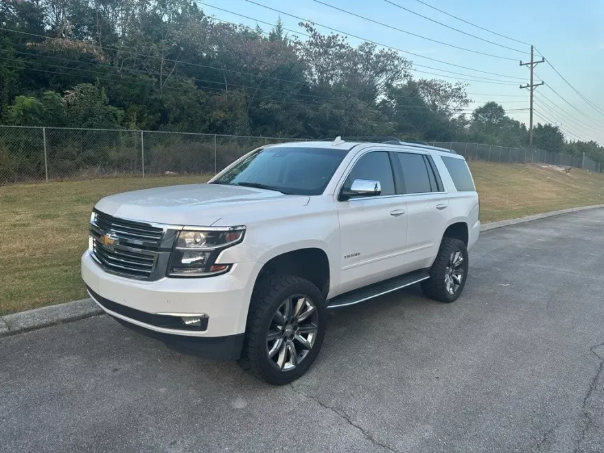 2017 Chevrolet Tahoe Premier photo 1