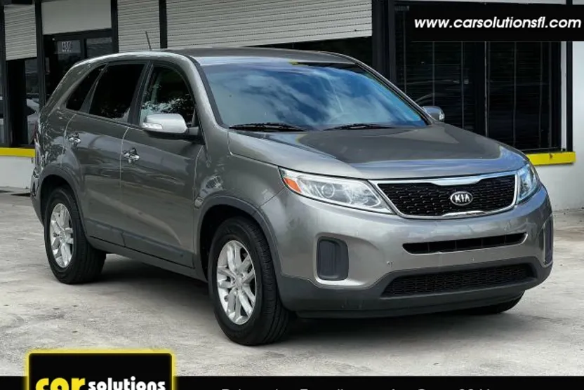 2015 Kia Sorento LX photo 1
