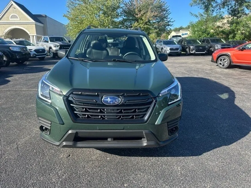 2023 Subaru Forester Base photo 1