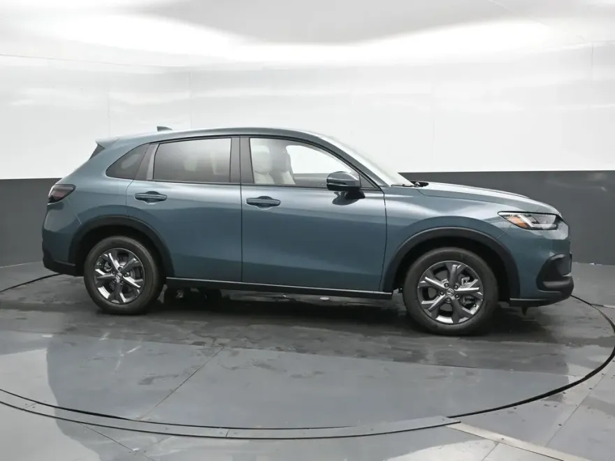 2026 Honda HR-V LX photo 1