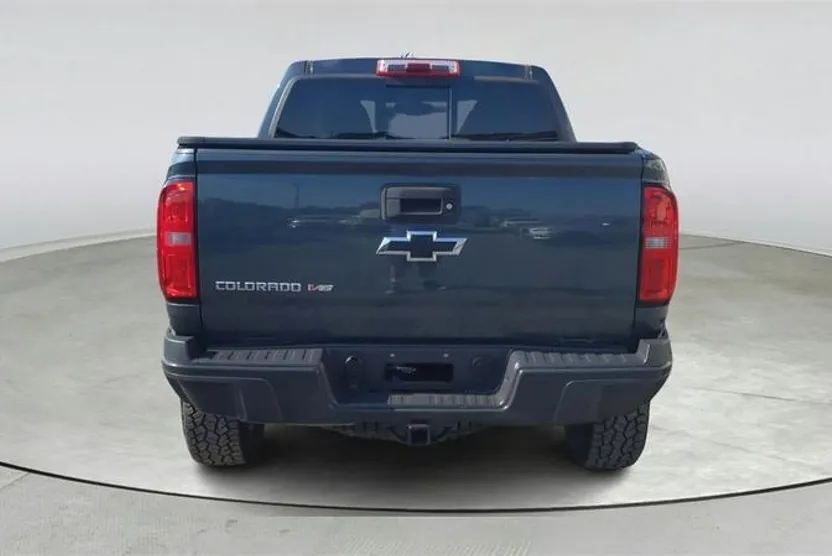 2017 Chevrolet Colorado ZR2 photo 1