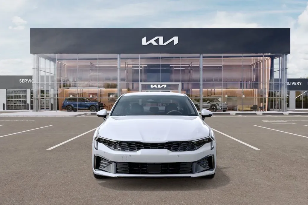 2026 Kia K5 GT-Line photo 1